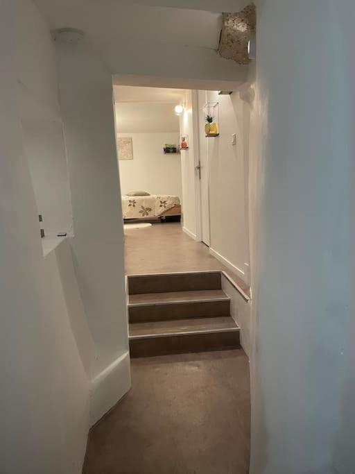 Appartement T1 Renove Gigean Екстер'єр фото